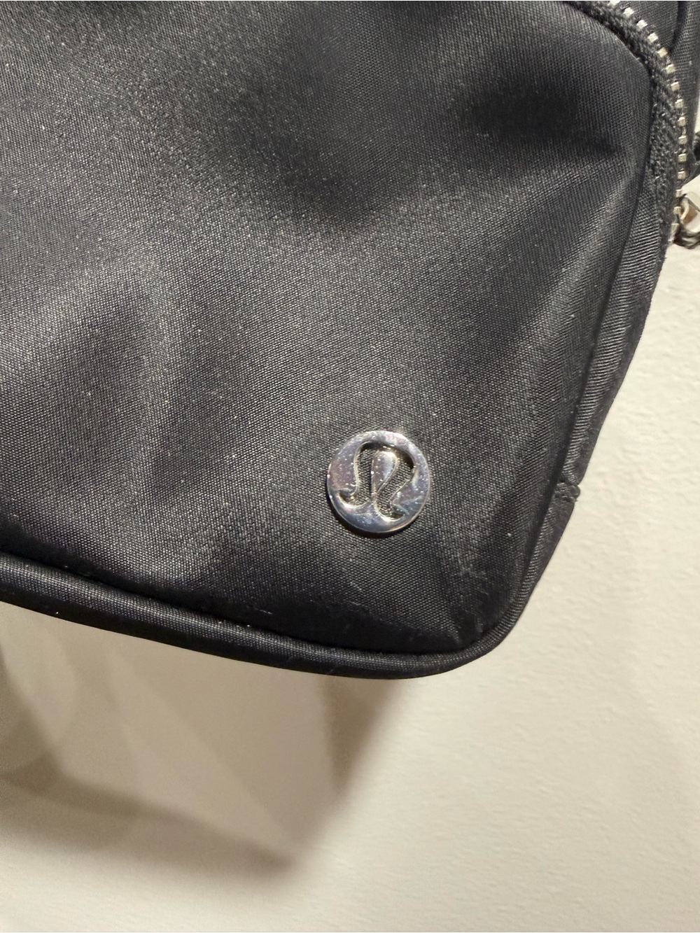 lululemon athletica Black Double-Zip Everywhere Belt Bag Black - Picture 7 of 10